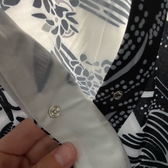 NWT Pattern Wrap Dress - Picture 2 of 4